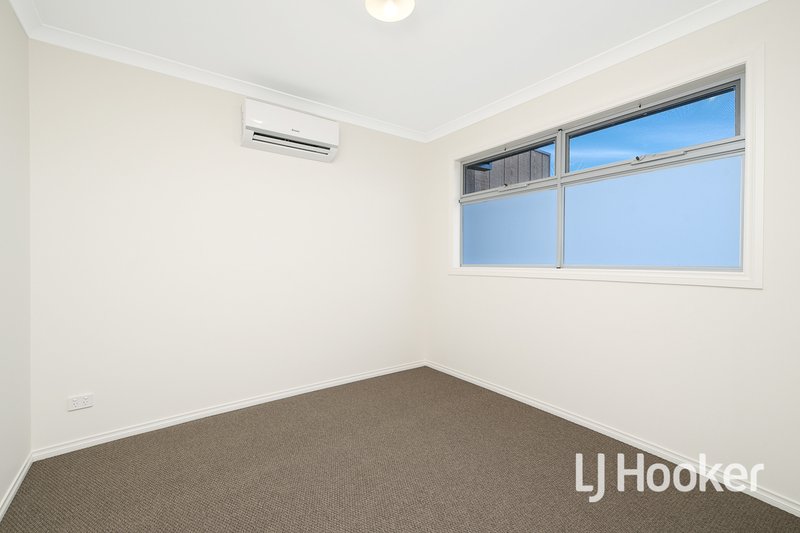 Photo - 2/6 Robert Street, Dandenong VIC 3175 - Image 7