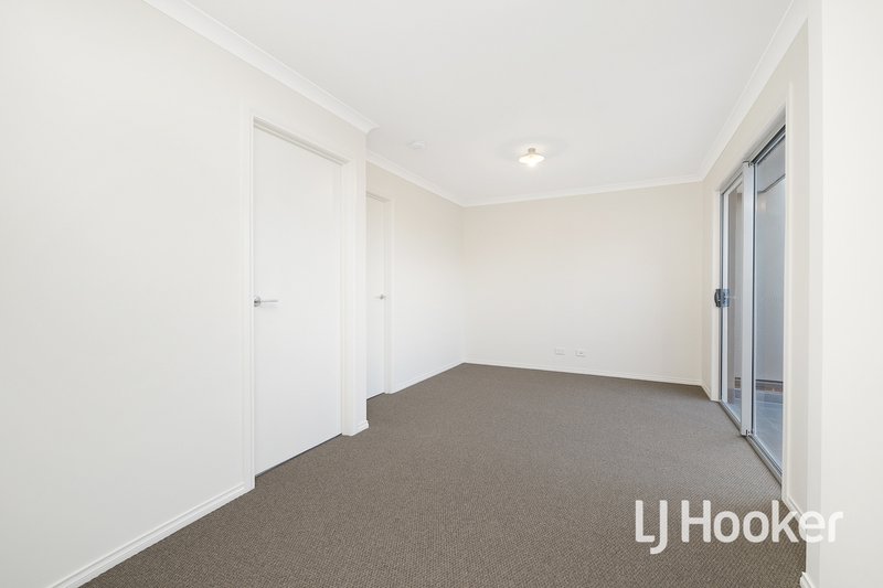 Photo - 2/6 Robert Street, Dandenong VIC 3175 - Image 12