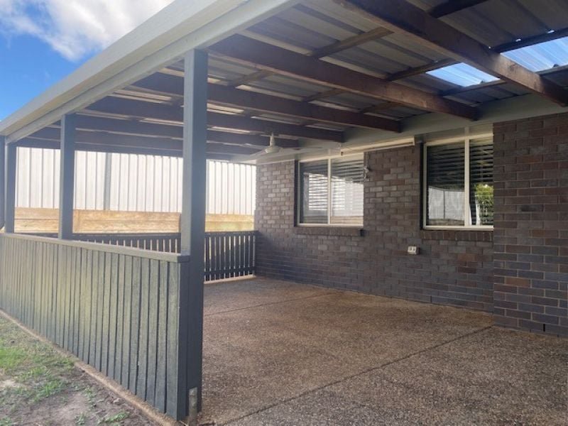 Photo - 26 Robindale Drive, Darling Heights QLD 4350 - Image 14