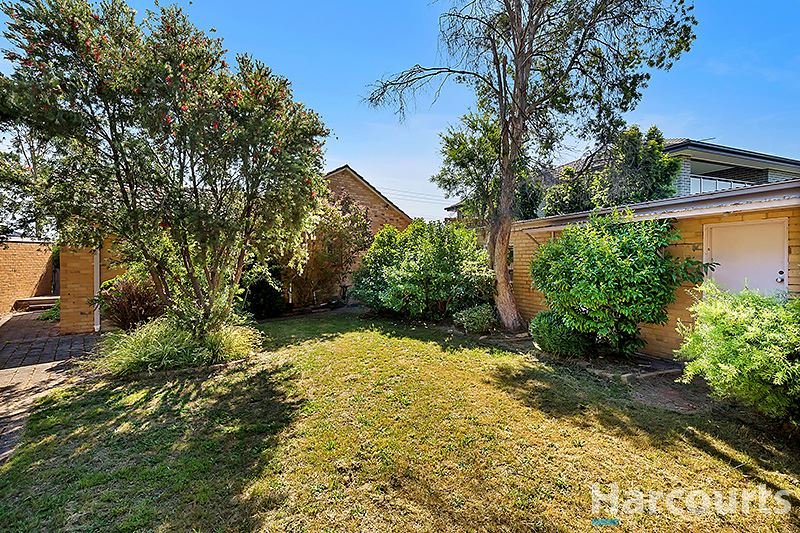 Photo - 26 Rose Avenue, Glen Waverley VIC 3150 - Image 9