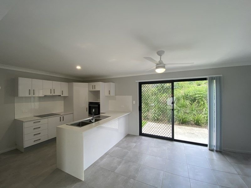 Photo - 26 Rovere Dr , Coffs Harbour NSW 2450 - Image 2