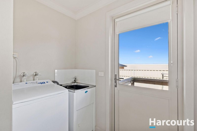 Photo - 2/6 Rowena Court, Devonport TAS 7310 - Image 10