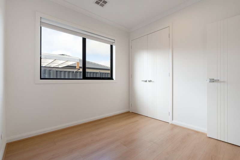 Photo - 26 Rulingia Road, Donnybrook VIC 3064 - Image 15