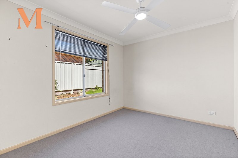 Photo - 2/6 Ruston Avenue, Valentine NSW 2280 - Image 6