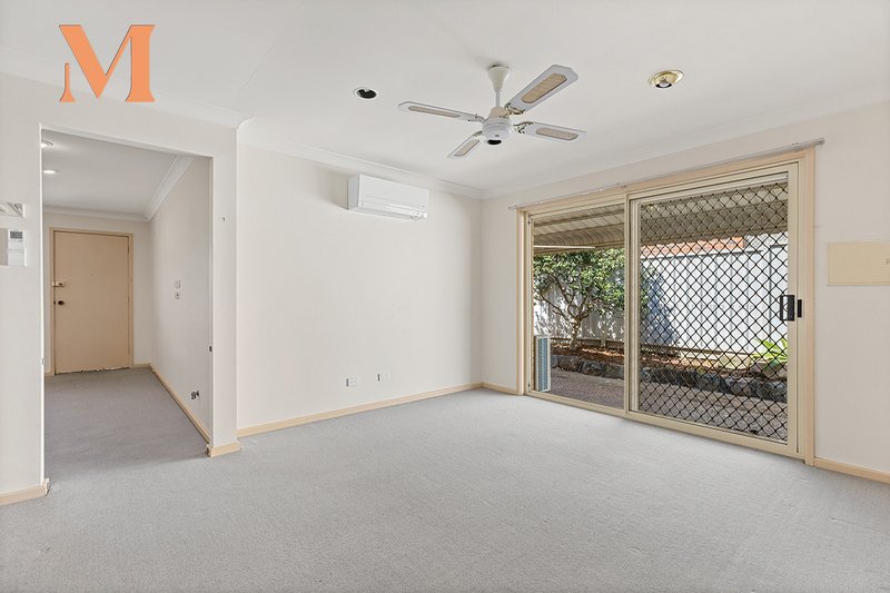 Photo - 2/6 Ruston Avenue, Valentine NSW 2280 - Image 10