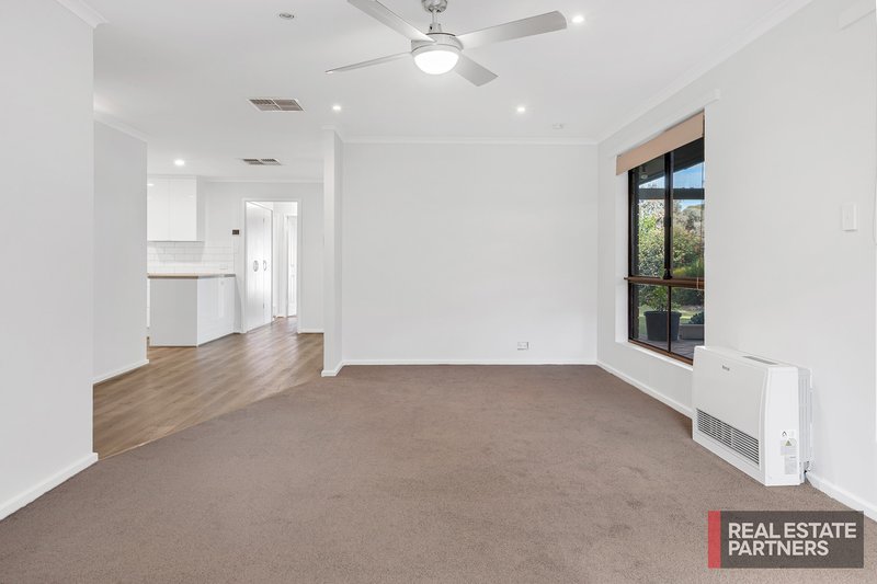 Photo - 26 Saywell Crescent, Salisbury North SA 5108 - Image 5