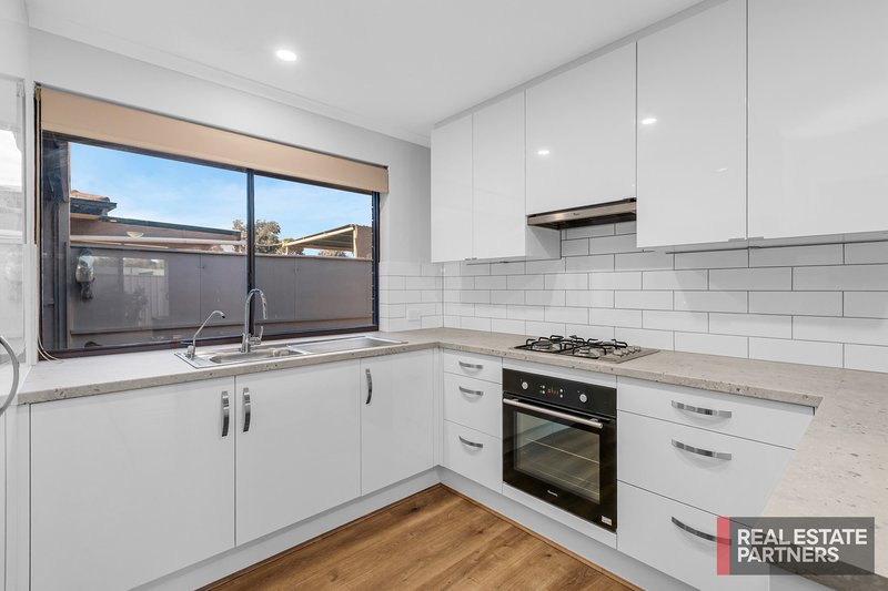 Photo - 26 Saywell Crescent, Salisbury North SA 5108 - Image 10