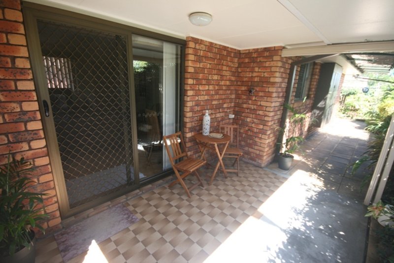 Photo - 2/6 Schaeffer Close, Grafton NSW 2460 - Image 8