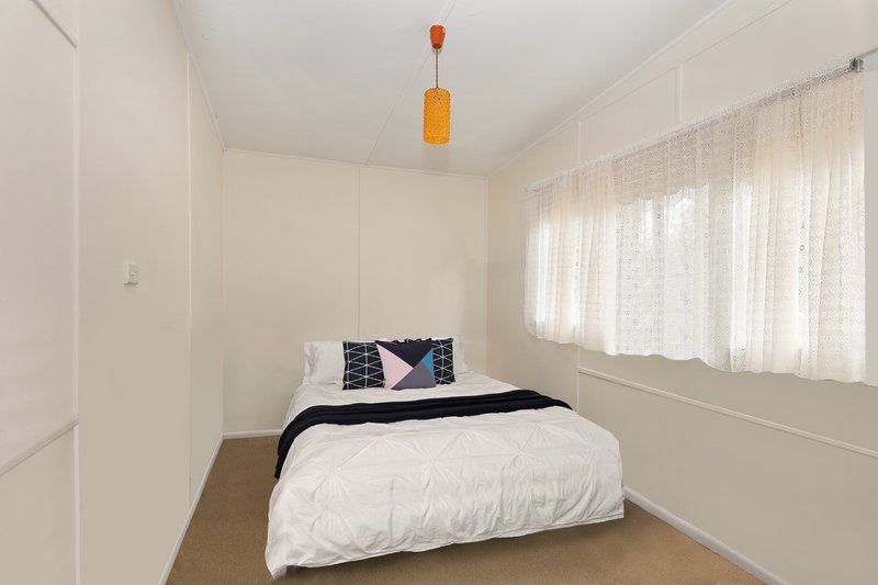 Photo - 26 Scott Street, Camperdown VIC 3260 - Image 6