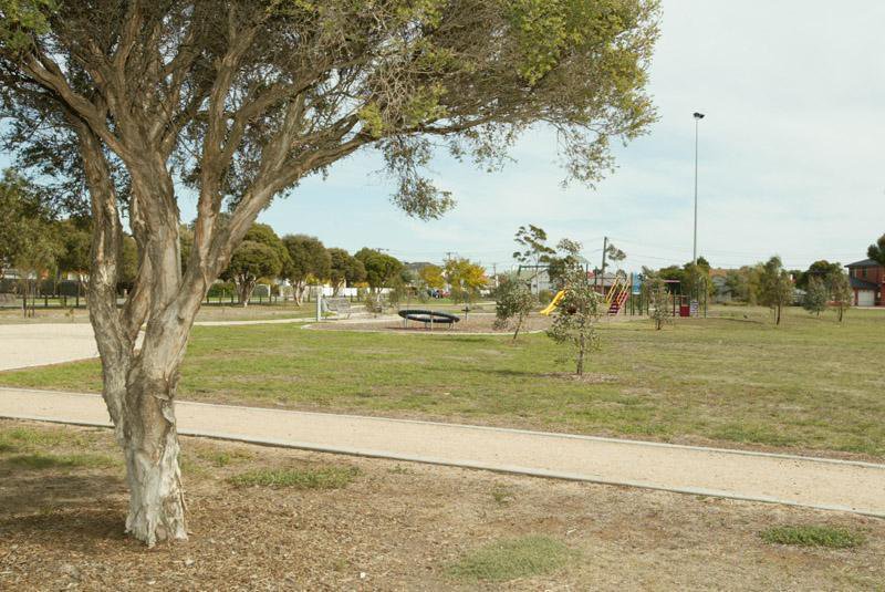Photo - 2/6 Scovell Crescent, Maidstone VIC 3012 - Image 5