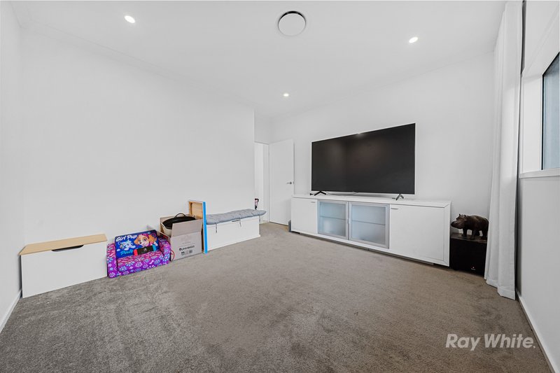 Photo - 26 Seaberry Vista, Redland Bay QLD 4165 - Image 8