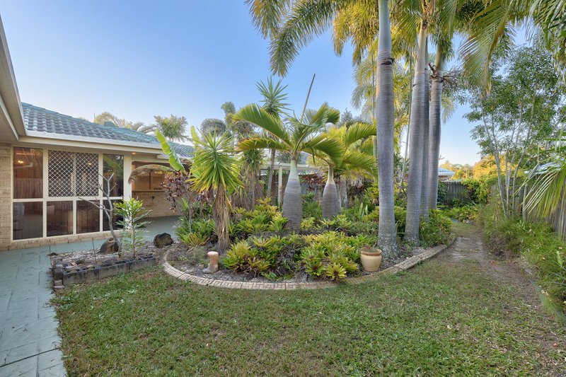 Photo - 26 Seaton Place, Parkinson QLD 4115 - Image 3