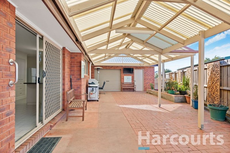 Photo - 26 Shari Drive, Delacombe VIC 3356 - Image 17