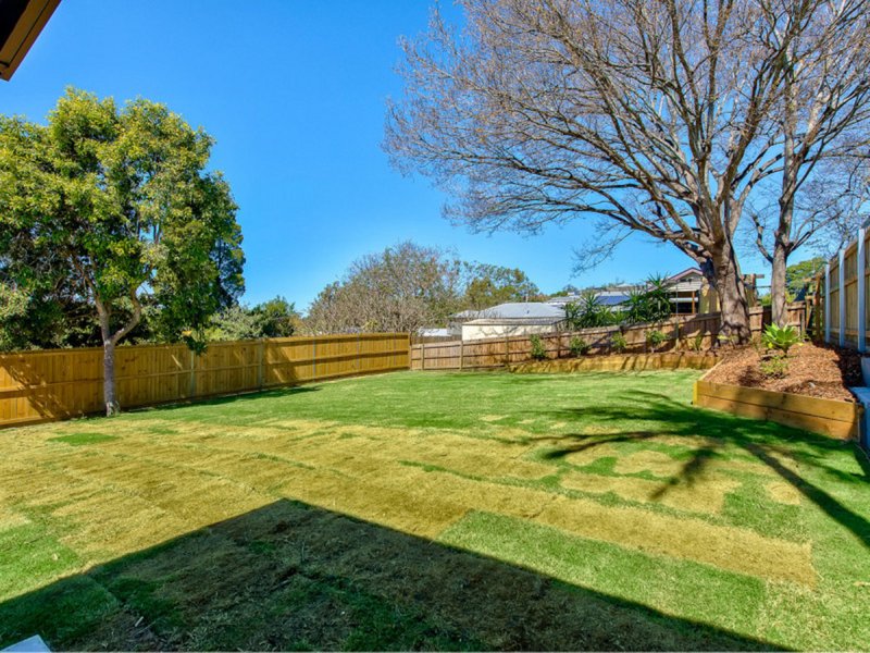 Photo - 26 Sheehy Street, Stafford QLD 4053 - Image 12