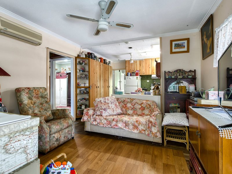 Photo - 26 Sheehy Street, Stafford QLD 4053 - Image 3