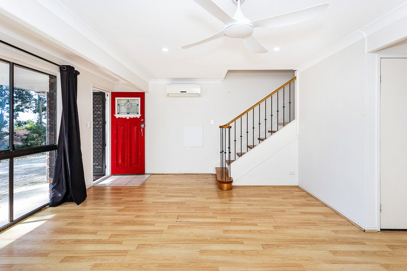Photo - 2/6 Sherwood Close, Mudgeeraba QLD 4213 - Image 1