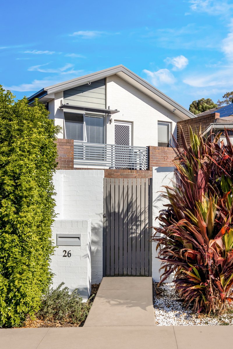 Photo - 26 Sierra Avenue, Middleton Grange NSW 2171 - Image 1