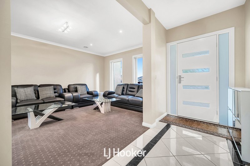 Photo - 26 Sigvard Boulevard, Hallam VIC 3803 - Image 4