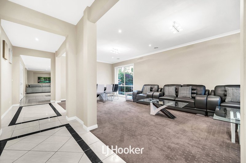 Photo - 26 Sigvard Boulevard, Hallam VIC 3803 - Image 5
