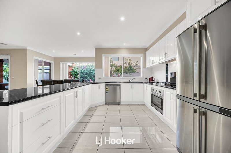 Photo - 26 Sigvard Boulevard, Hallam VIC 3803 - Image 11