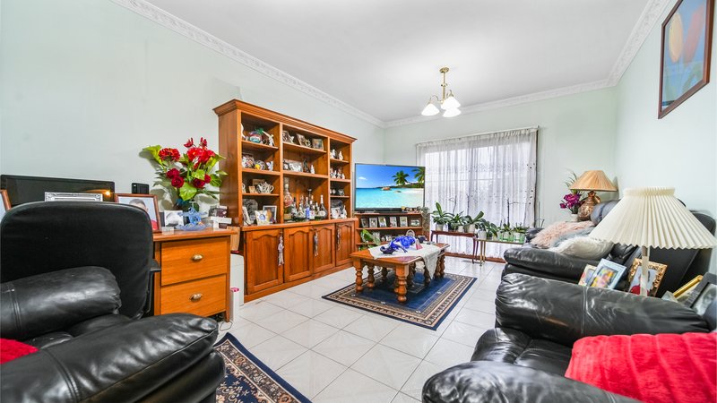 Photo - 26 Simpson Street, Noble Park VIC 3174 - Image 3
