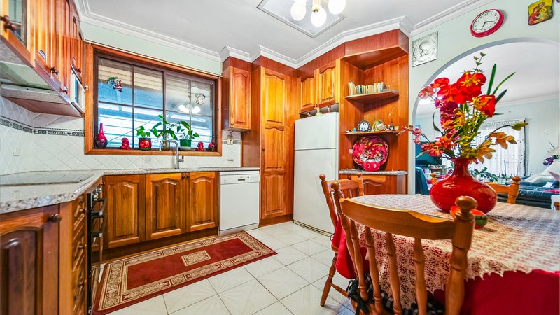 Photo - 26 Simpson Street, Noble Park VIC 3174 - Image 4