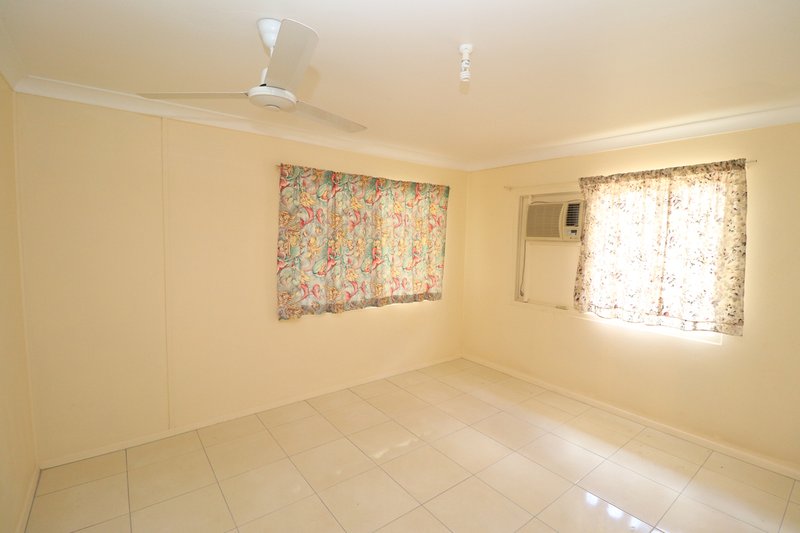 Photo - 26 Sixth Avenue, Home Hill QLD 4806 - Image 7