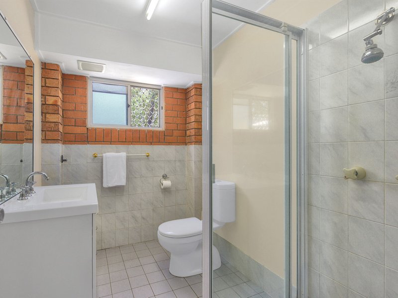 Photo - 26 Soames Street, Everton Park QLD 4053 - Image 12