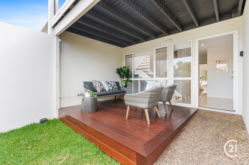 Photo - 2/6 Sobraon Street, Sunrise Beach QLD 4567 - Image 15