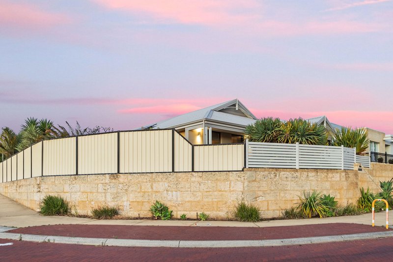 Photo - 26 Somerly Drive, Clarkson WA 6030 - Image 3