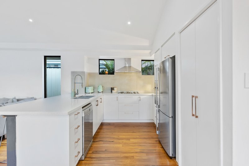 Photo - 26 Somerly Drive, Clarkson WA 6030 - Image 9