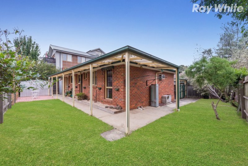 Photo - 2/6 Springfield Avenue, Croydon VIC 3136 - Image 7