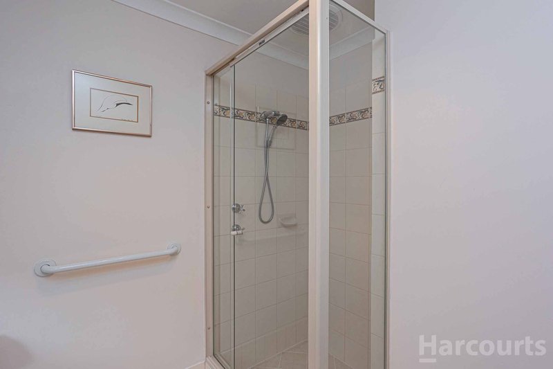 Photo - 26 St Helens Grove, Landsdale WA 6065 - Image 19