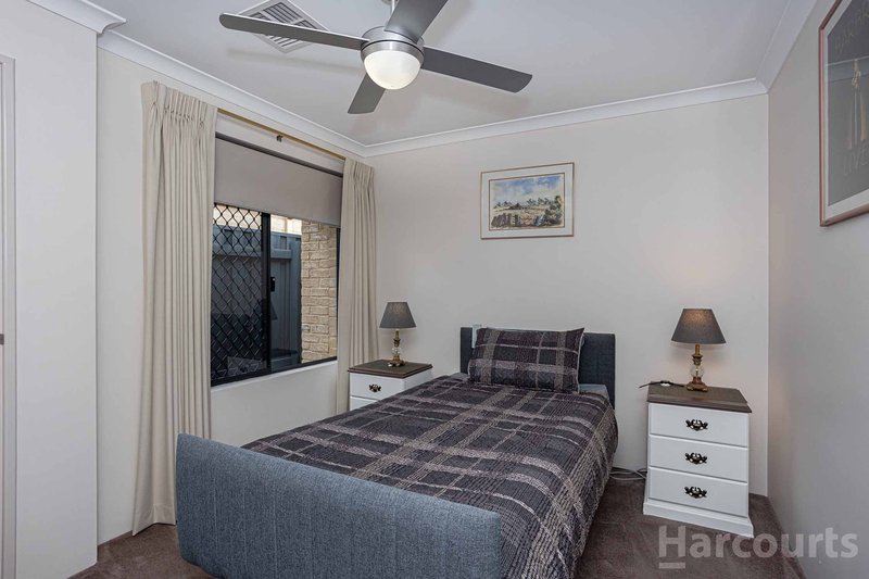 Photo - 26 St Helens Grove, Landsdale WA 6065 - Image 20