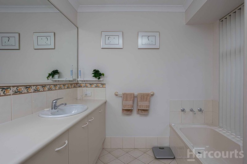 Photo - 26 St Helens Grove, Landsdale WA 6065 - Image 24