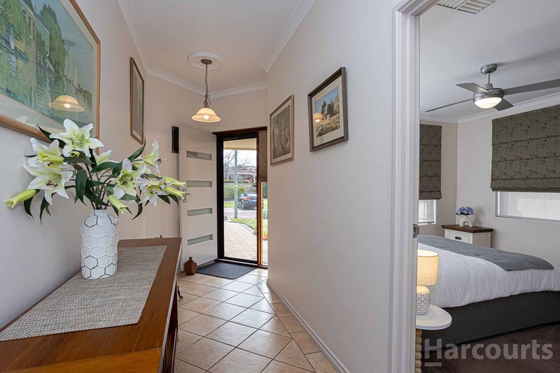 Photo - 26 St Helens Grove, Landsdale WA 6065 - Image 25