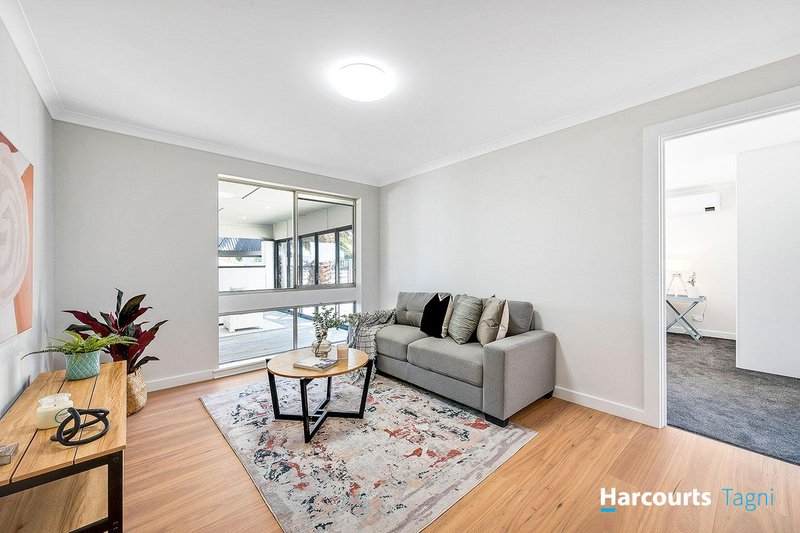 Photo - 26 Stanley Street, Morphett Vale SA 5162 - Image 26