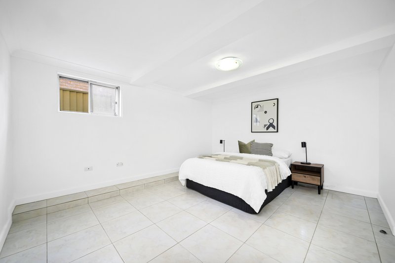 Photo - 26 Star Crescent, West Pennant Hills NSW 2125 - Image 14