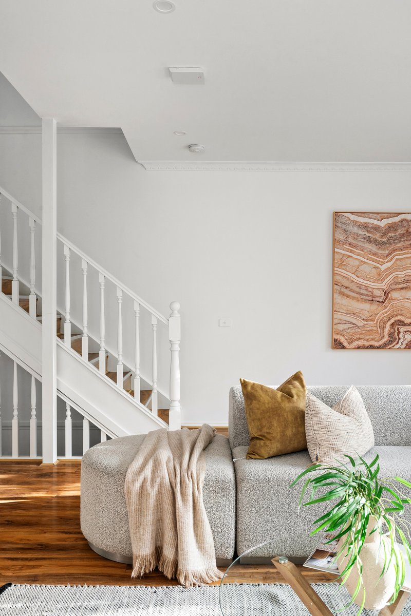 Photo - 26 Stockade Avenue, Coburg VIC 3058 - Image 4