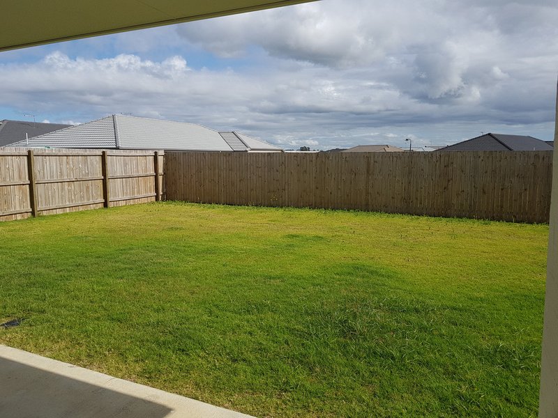 Photo - 26 Stradbroke Street, Burpengary East QLD 4505 - Image 8