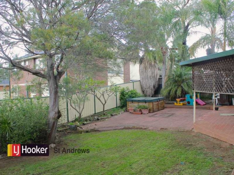 Photo - 26 Stranraer Drive, St Andrews NSW 2566 - Image 9