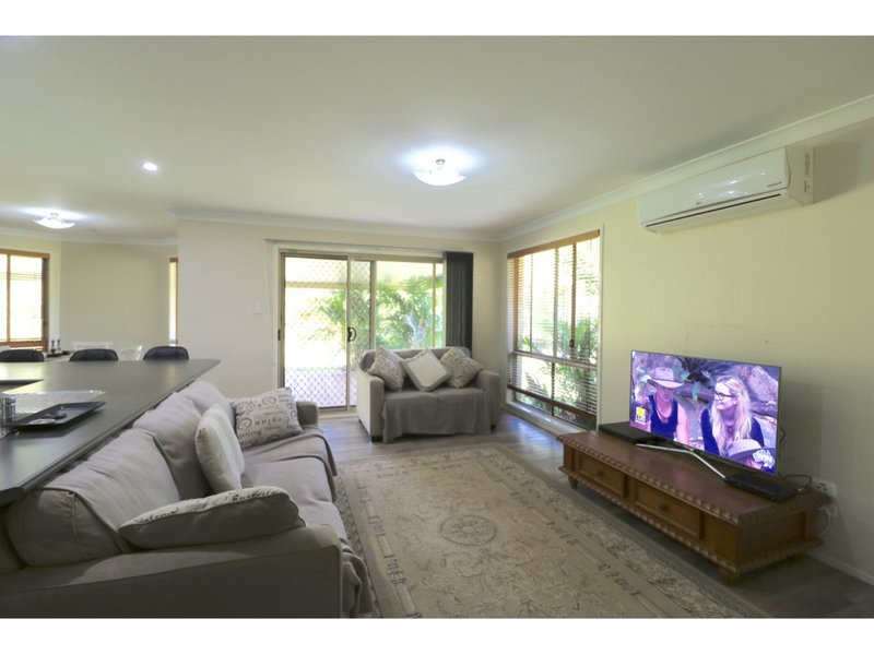 Photo - 26 Streamside Street, Woollamia NSW 2540 - Image 10