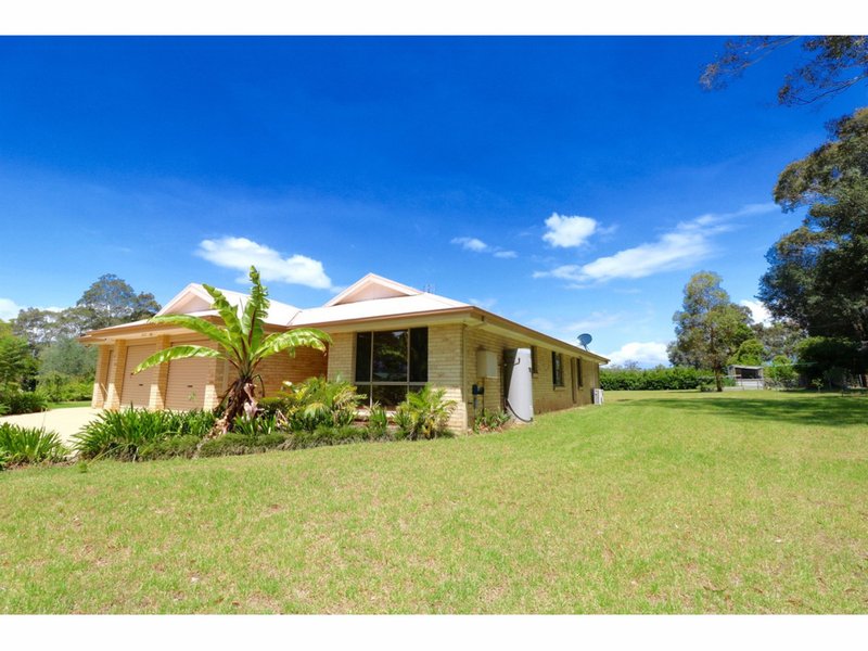 Photo - 26 Streamside Street, Woollamia NSW 2540 - Image 17