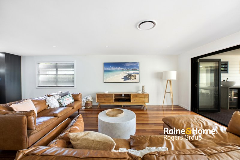 Photo - 26 Sunrise Avenue, Budgewoi NSW 2262 - Image 6