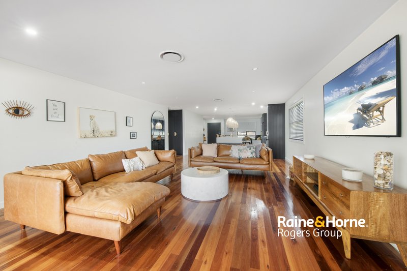 Photo - 26 Sunrise Avenue, Budgewoi NSW 2262 - Image 8