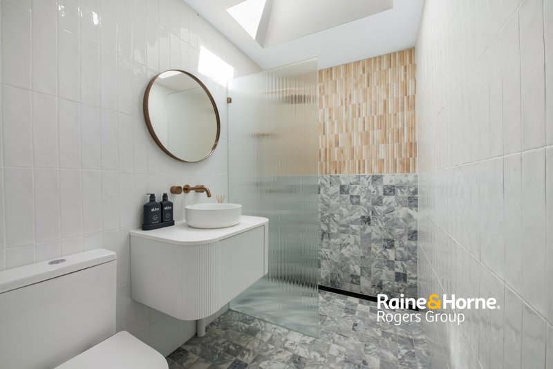 Photo - 26 Sunrise Avenue, Budgewoi NSW 2262 - Image 11