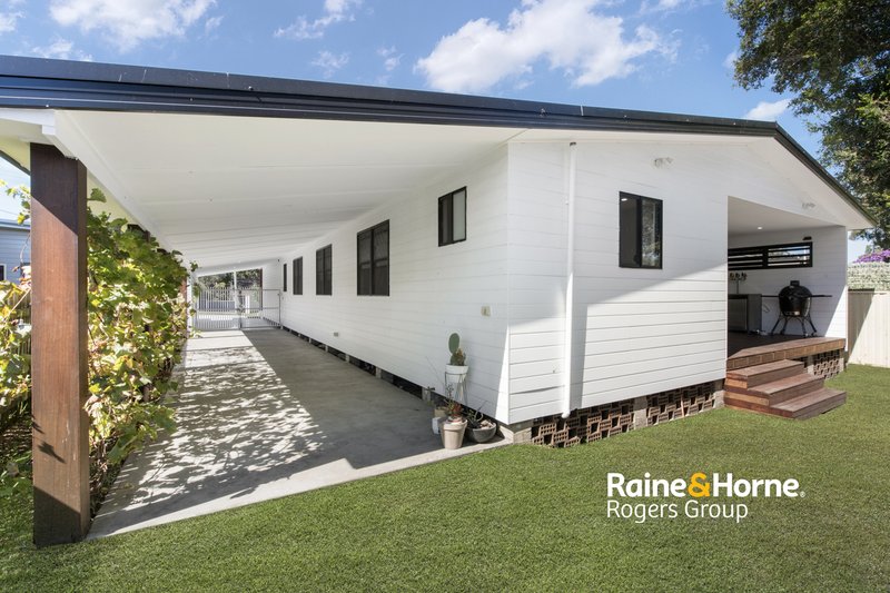 Photo - 26 Sunrise Avenue, Budgewoi NSW 2262 - Image 16