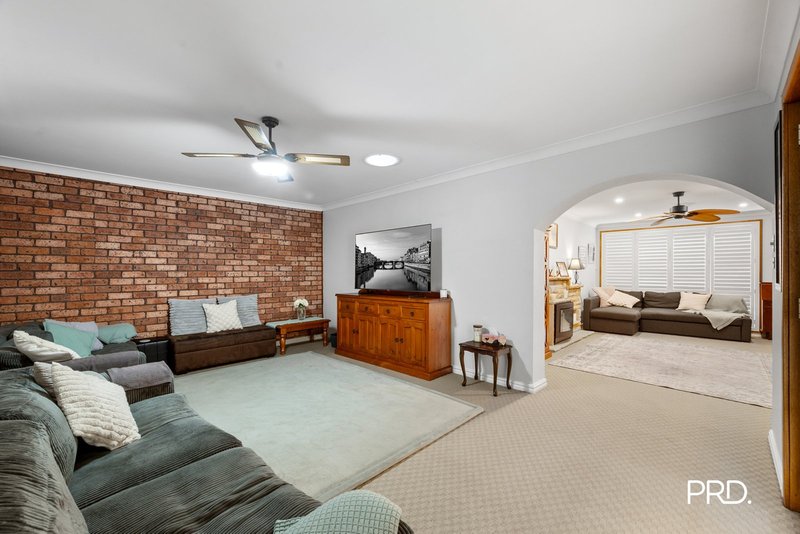 Photo - 26 Sunset Ave , South Penrith NSW 2750 - Image 9