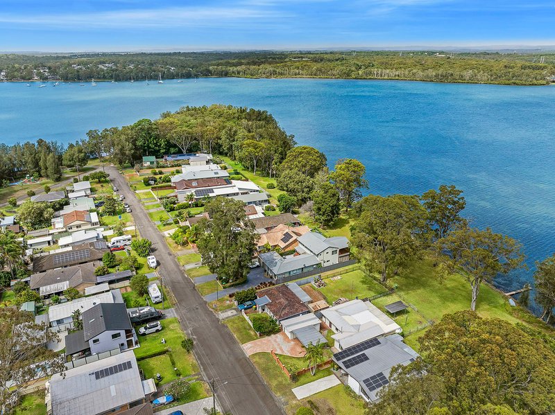 Photo - 26 Sunset Parade, Chain Valley Bay NSW 2259 - Image 7