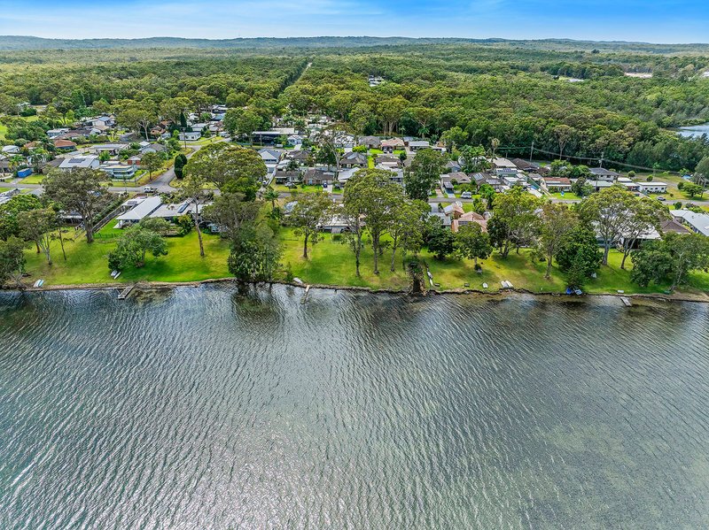 Photo - 26 Sunset Parade, Chain Valley Bay NSW 2259 - Image 8